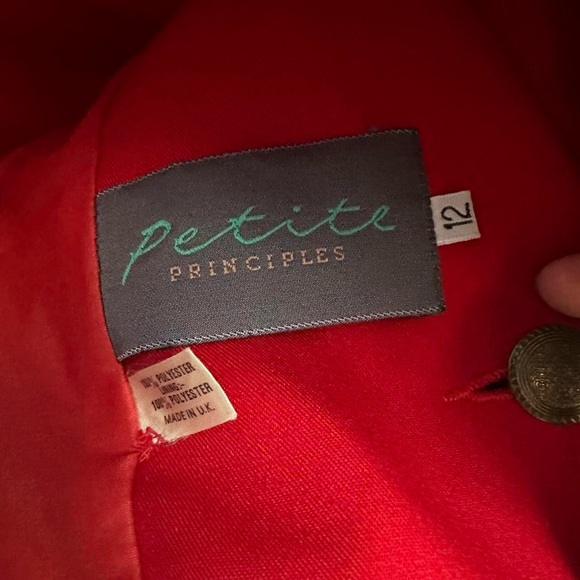 Petite Principles red cropped single breasted blazer jacket, size 12 - Picture 2 of 4